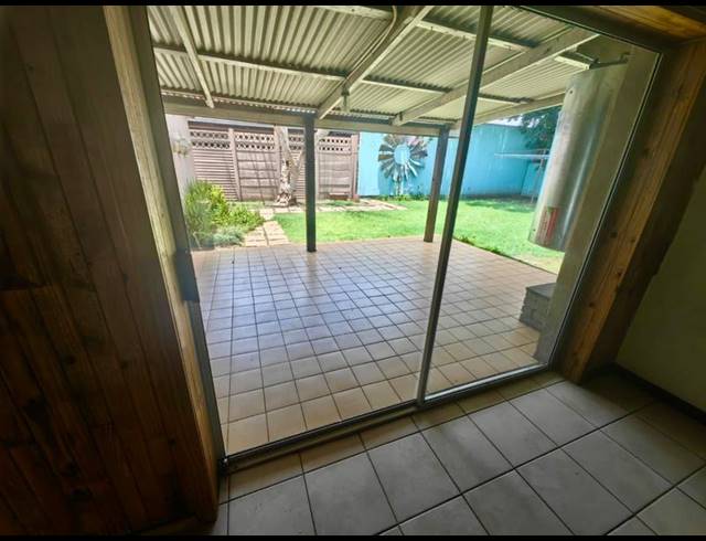 3 BEDROOM HOUSE FOR SALE IN VANDERBIJLPARK SW 1